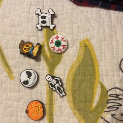 Croc Pins