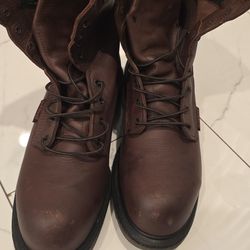 Red wings size 12 $150