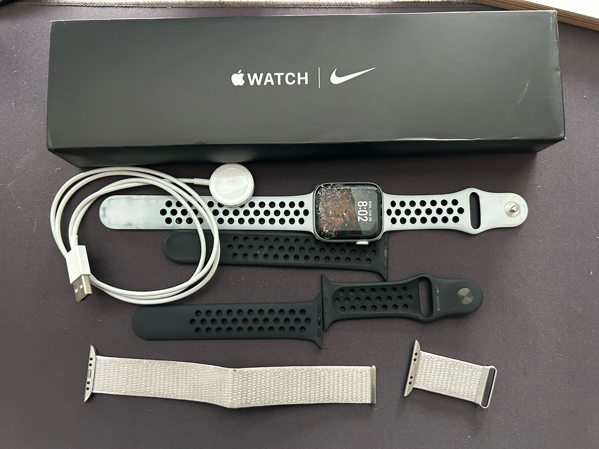 Cracked Apple Watch SE