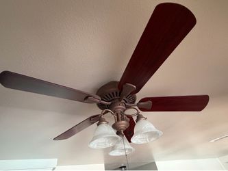 52” Ceiling fan with light