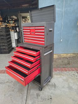 Craftsman tools box..H..59..W..27..D..18