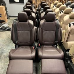BRAND NEW  SIENNA BUCKET SEATS RECLINERS BROWN LEATHER 