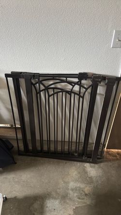 Baby gate