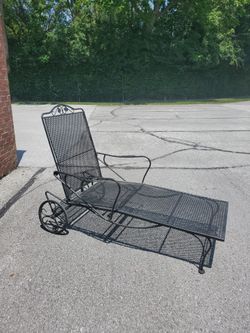 Wrought-iron lounge