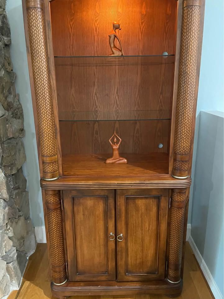 Display Cabinets (set of 2)