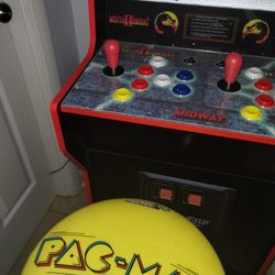 Mortal Combat 2 With riser And Pac Man Stool