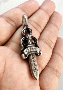 Chrome Hearts Double Dagger Pendant