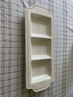 Serving tray