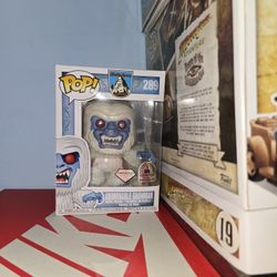 Funko Pop Disneyland Lot