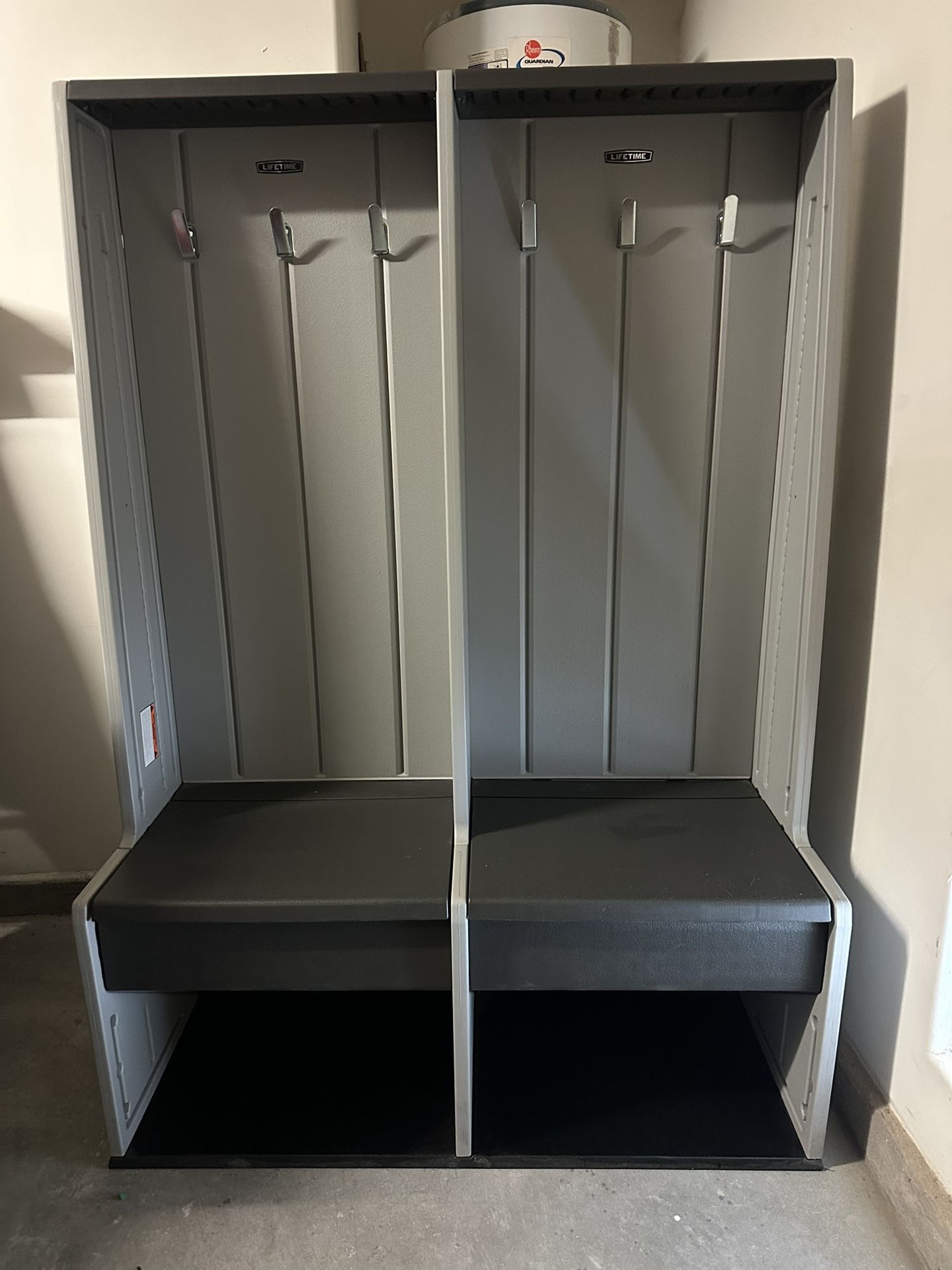 *~*~* Lifetime Storage Locker *~*~