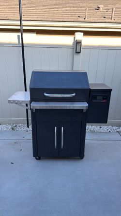 Traeger smoker