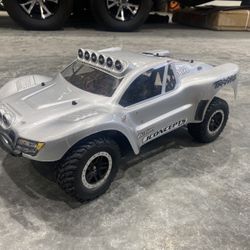 Traxxas slash 4x4 Rc Truck