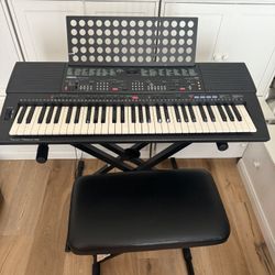 Yamaha PSR-500 Keyboard With Stand, Seat & Foot Petal