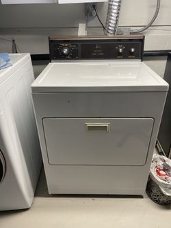 FREE Dryer - MUST PICK UP! 