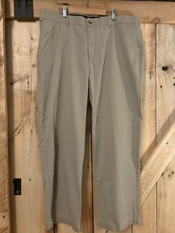 Men’s Croft & Barrow Khaki Pants