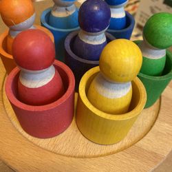 Grimm’s 7 Rainbow Friends In Bowls