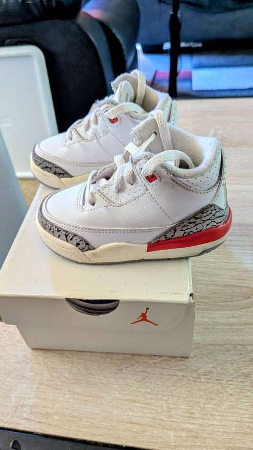 Size 5 Jordan 3 Retro 