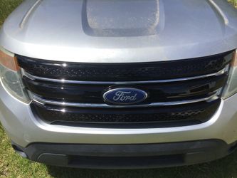 2011-2015 Ford Explorer Gloss Black Grille Covers. Can Deliver Today!!
