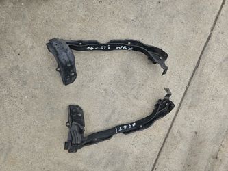 Parts For 2006 Subaru Impreza WRX STI Headlights Brackets For Both Sides 