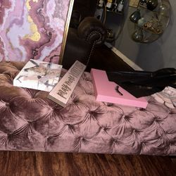 Pictures And Ottoman 