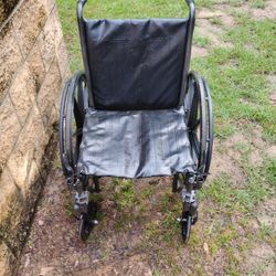 WHEELCHAIR LIKE NEW