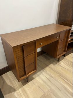 Vintage 1960s Mid-Century Modern Desk / Vanity by Johnson Carper