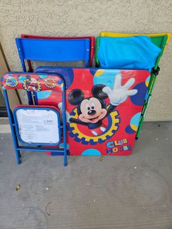 Kids Tables and Chairs