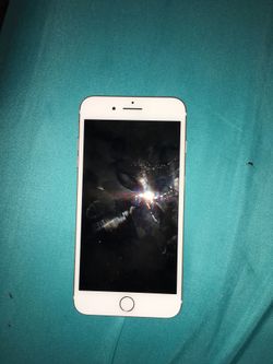 iPhone 7 Plus Icloud unlocked Brand new phone No scratches phone in perfect condition need gone ASAP