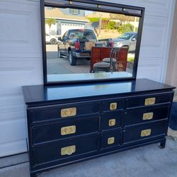 Dresser  And Mirror Vintage