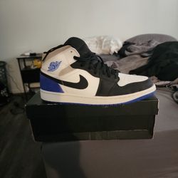 Air Jordan  Royal Black 