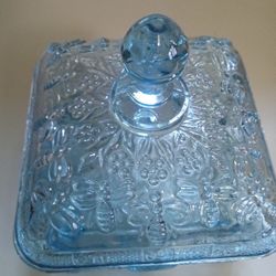 Beautiful Articulate Bumblebee Blue Vintage Glass Dish With Lid
