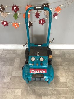 Makita Pneumatics MAC5200 3HP 5.2 Gallon Air Compresor