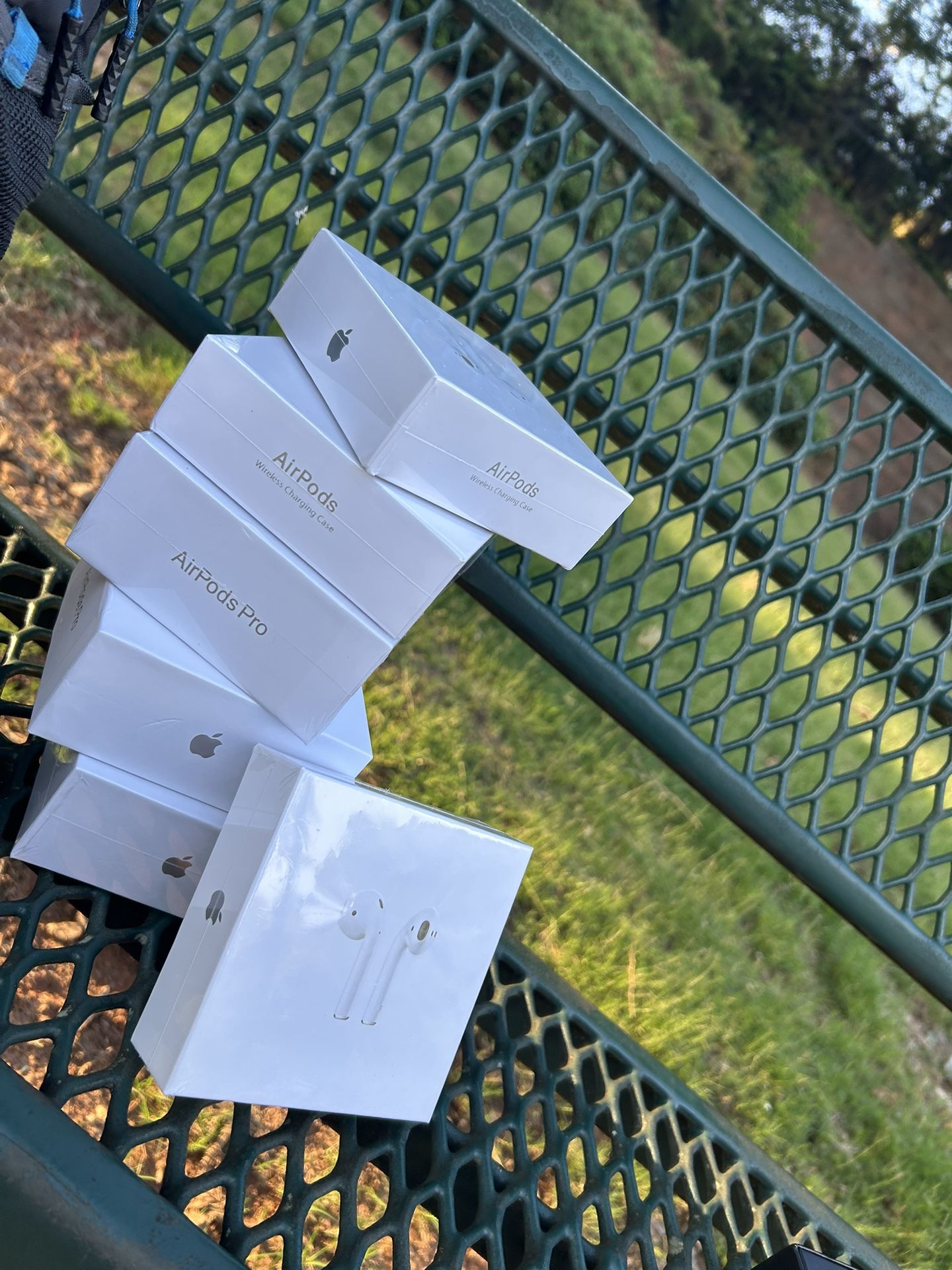 Airpods Airpods Airpods !