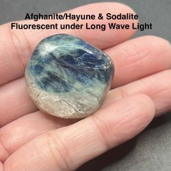 Hayune/Afghanite & Sodalite Genuine Polished Stone 21g RARE HIGHLY FLUORESCENT