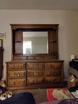 FREE Large dresser with mirror