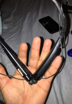 LG Wireless Bluetooth head set