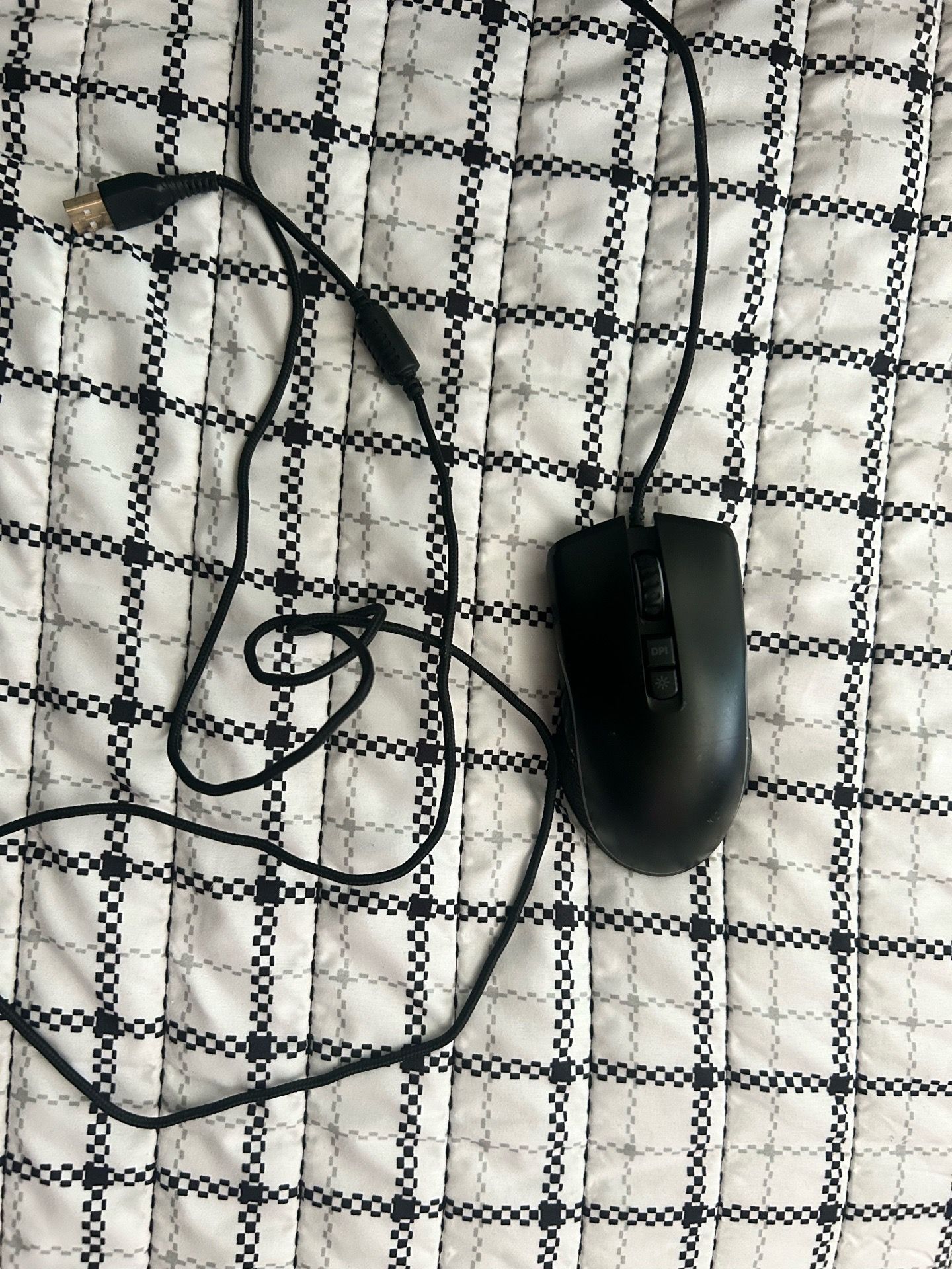 Keyboard mouse