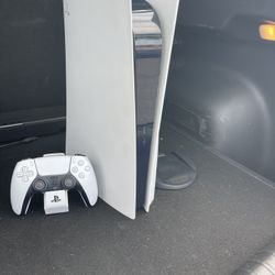 PS 5 Good Condition With Controller And Charger Included