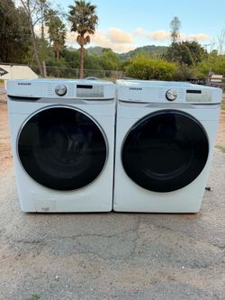Samsung washer and gas dryer