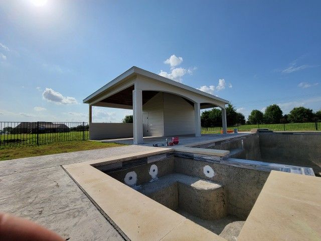 Covered Patio/ ROOFS/ SIDING & PAINTING