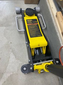 Vevor 3 ton aluminum hydraulic floor Jack low profile. Like new