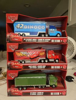 Pixar Cars hauler 3 pack