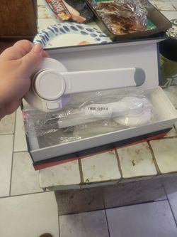 Toilet Seat Safety Lock