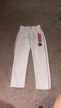 Withe baseball pant.