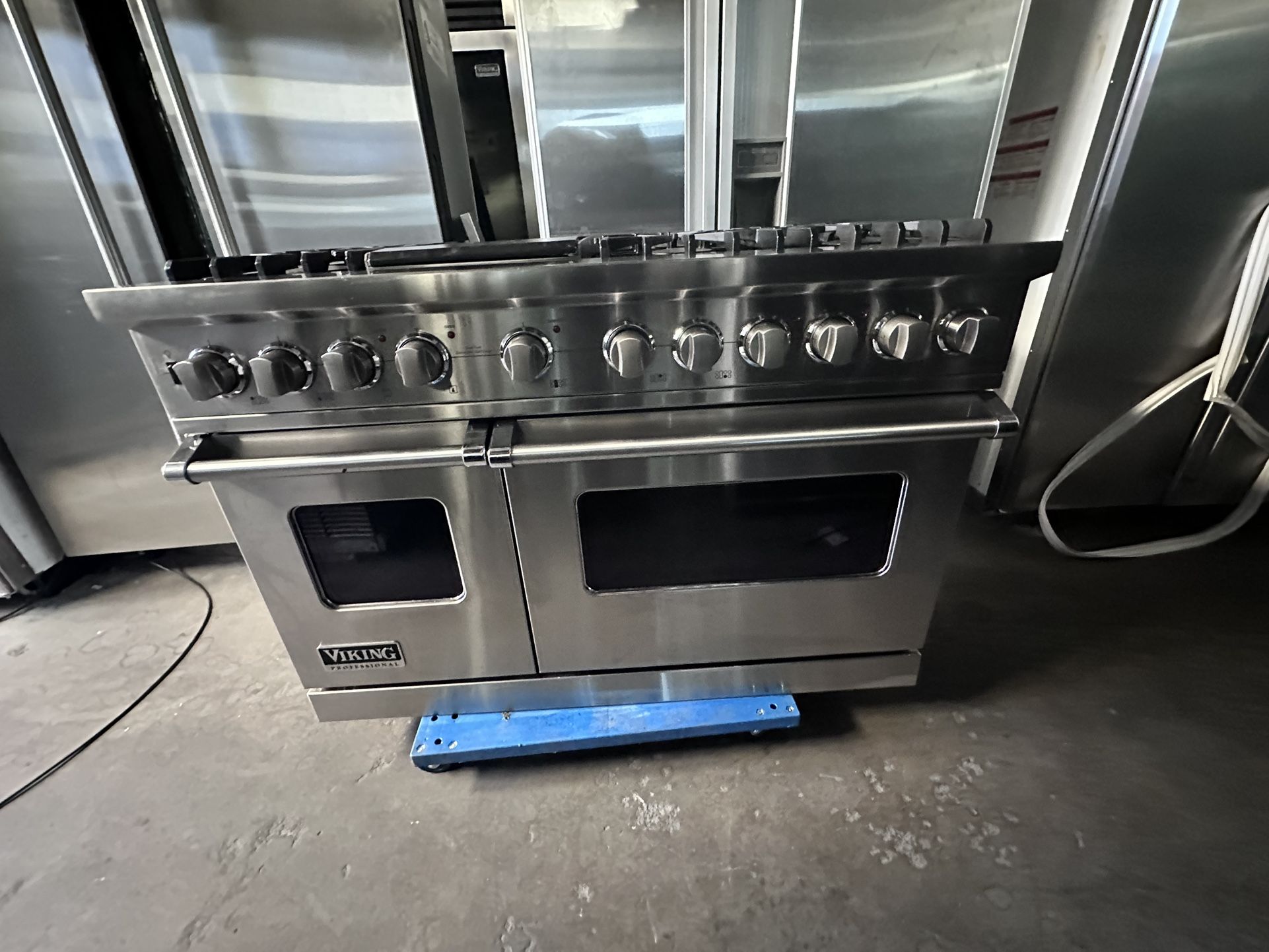 48” Viking Dual Fuel Range Stainless Steel