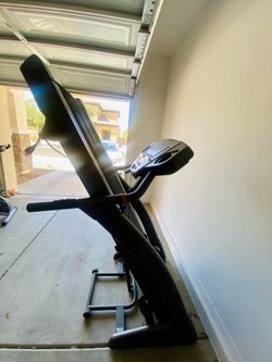 Free incline treadmill - pickup only near Arizona Mills (not working)