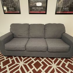 Ashley Furniture Cashton Couch