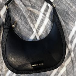 Michael Kors Preston HOBO Shoulder Bag 