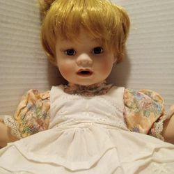Rare Little Gloria 16"Porcelain Doll Eyelashes /Glass Eyes Pink Dress With Lace$75f