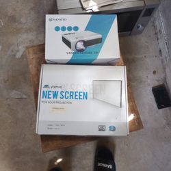 Projector With Screen 
